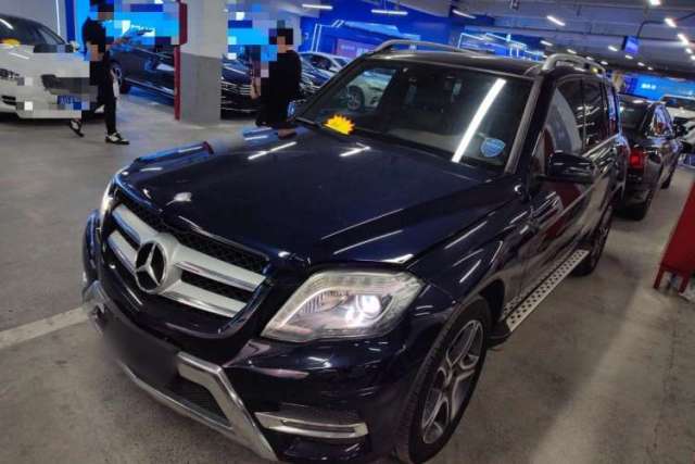 Ojetý Mercedes-Benz GLK-Class 2015 GLK 300 4MATIC Fashion Edition Ultimate Version