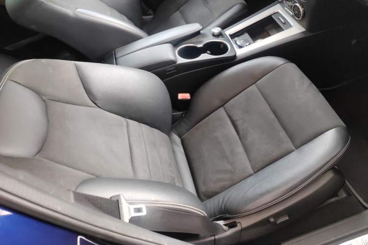 Used Mercedes-Benz GLK-Class 2015 GLK 300 4MATIC Fashion Edition Ultimate Version Right Front Seat