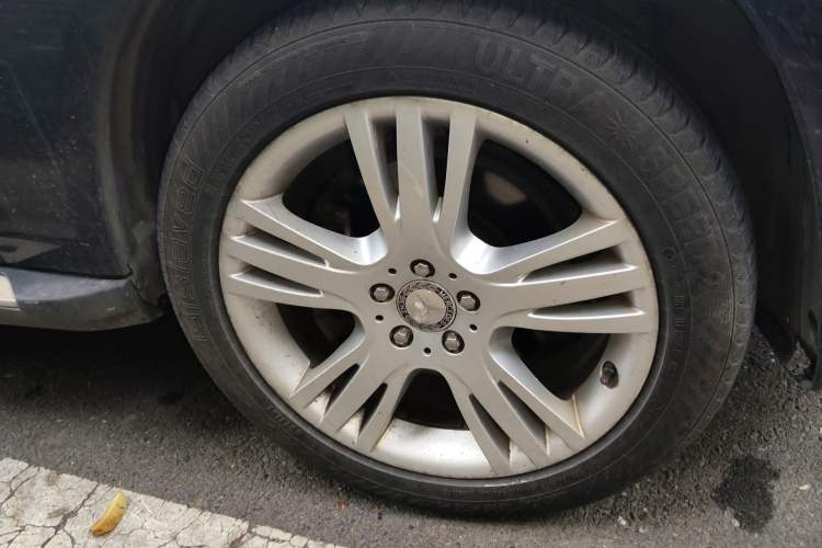 Used Mercedes-Benz GLK-Class 2015 GLK 260 4MATIC Dynamic Edition Ultimate Version Right Front Wheel Hub