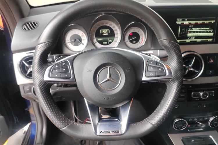 Used Mercedes-Benz GLK-Class 2015 GLK 300 4MATIC Fashion Edition Ultimate Version Steering Wheel