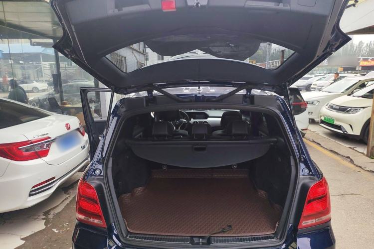 Used Mercedes-Benz GLK-Class 2015 GLK 260 4MATIC Dynamic Edition Ultimate Version Trunk