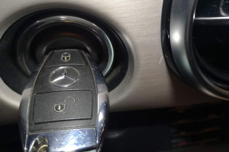 Used Mercedes-Benz GLK-Class 2015 GLK 260 4MATIC Dynamic Edition Ultimate Version Vehicle Key