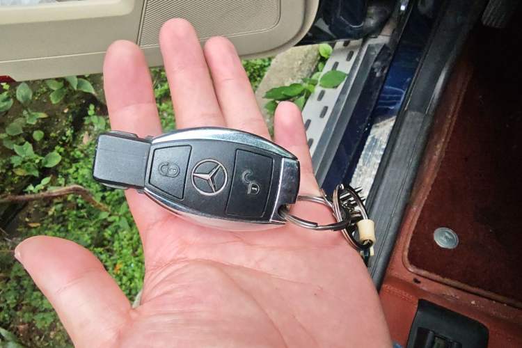 Used Mercedes-Benz GLK-Class 2015 GLK 260 4MATIC Dynamic Edition Ultimate Version Vehicle Key