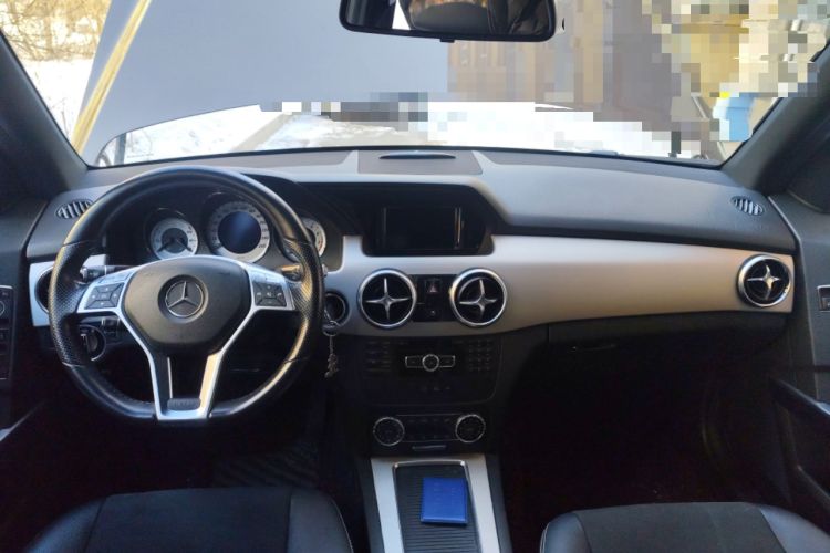 Used Mercedes-Benz GLK-Class 2015 GLK 260 4MATIC Dynamic Edition Ultimate Version Center Console