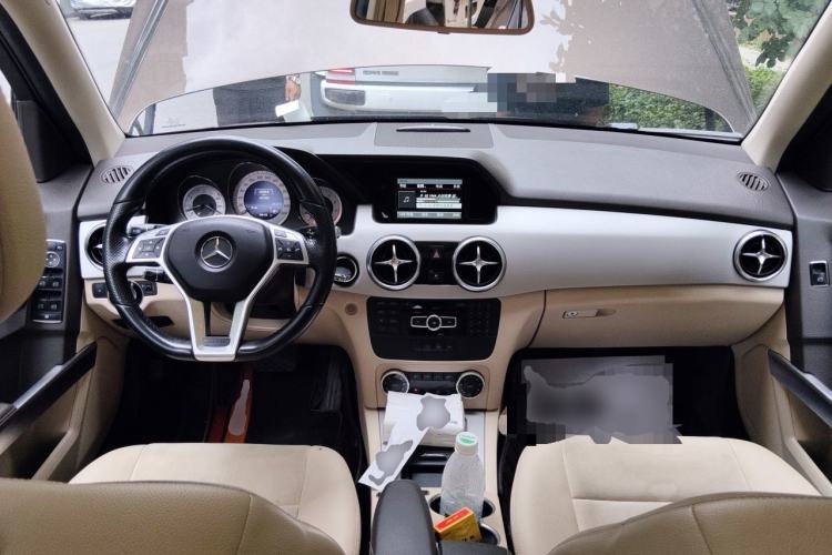 Used Mercedes-Benz GLK-Class 2015 GLK 260 4MATIC Dynamic Edition Ultimate Version Center Console