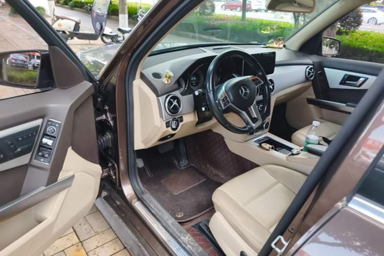 Used Mercedes-Benz GLK-Class 2015 GLK 260 4MATIC Dynamic Edition Ultimate Version Driver Seat