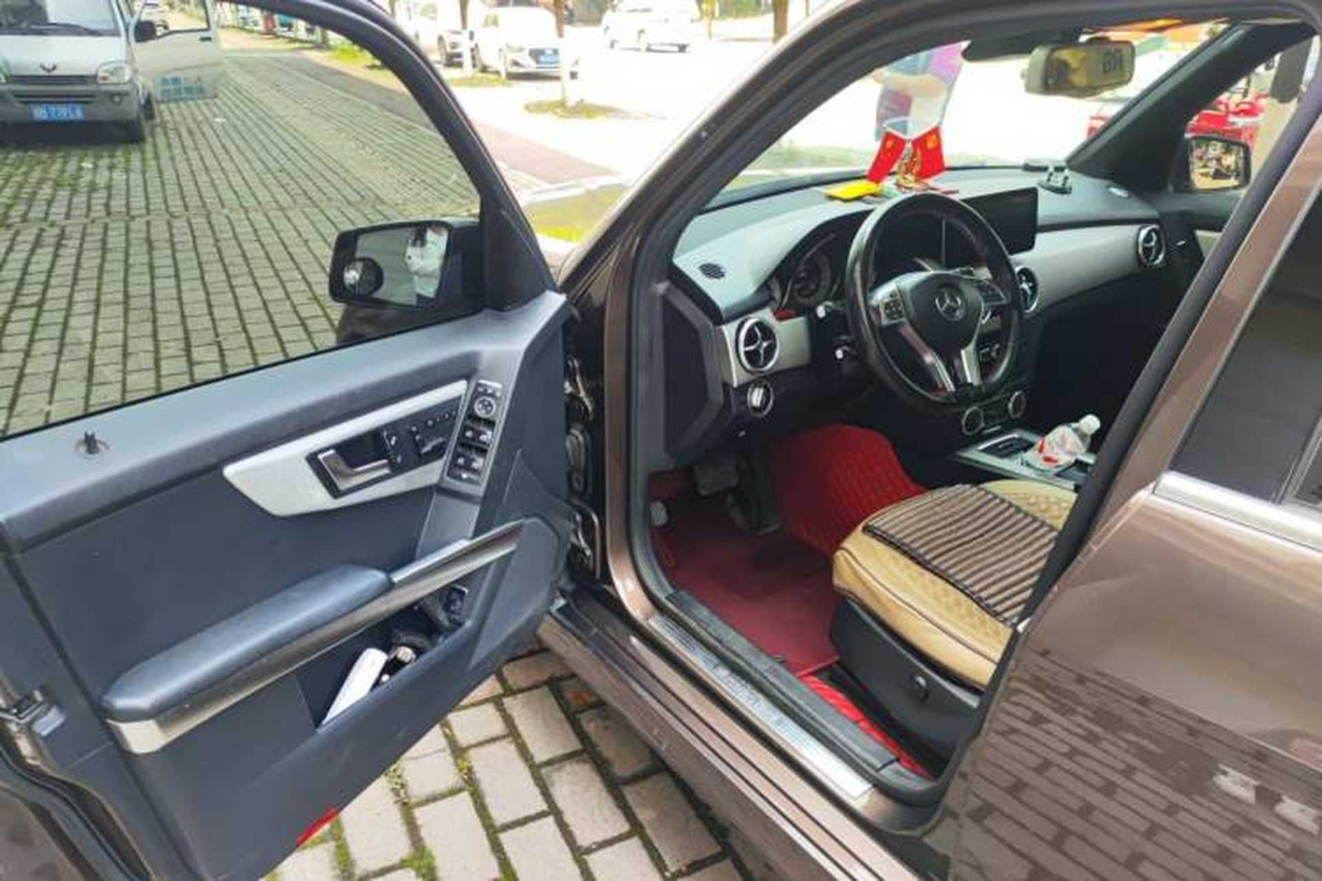 Used Mercedes-Benz GLK-Class 2015 GLK 260 4MATIC Fashion Edition Ultimate Version Driver Seat