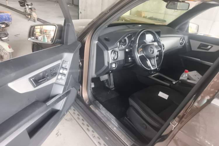 Used Mercedes-Benz GLK-Class 2015 GLK 260 4MATIC Dynamic Edition Ultimate Version Driver Seat