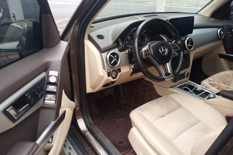 Used Mercedes-Benz GLK-Class 2015 GLK 260 4MATIC Fashion Edition Ultimate Version Driver Seat