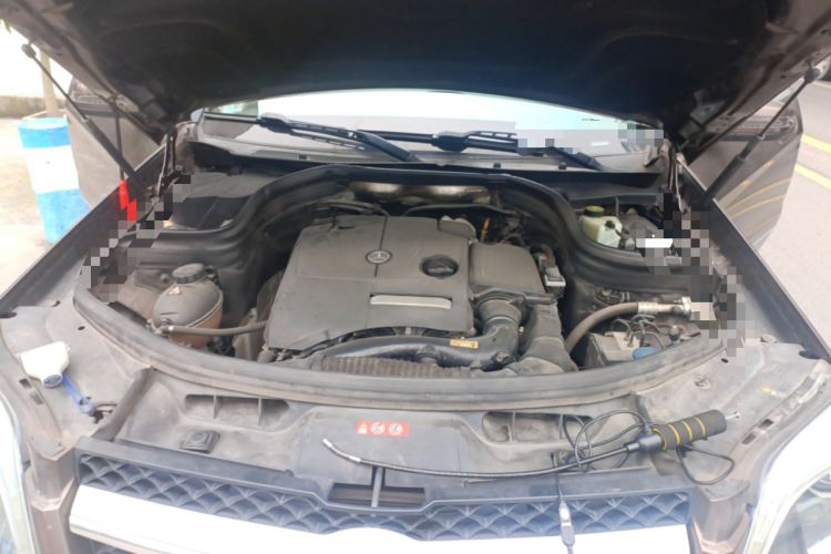 Used Mercedes-Benz GLK-Class 2015 GLK 260 4MATIC Fashion Edition Ultimate Version Engine Bay
