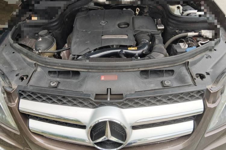 Used Mercedes-Benz GLK-Class 2015 GLK 260 4MATIC Fashion Edition Ultimate Version Engine Bay
