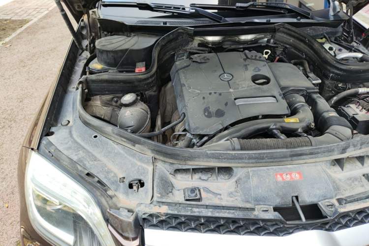 Used Mercedes-Benz GLK-Class 2015 GLK 260 4MATIC Fashion Edition Ultimate Version Engine Bay Right