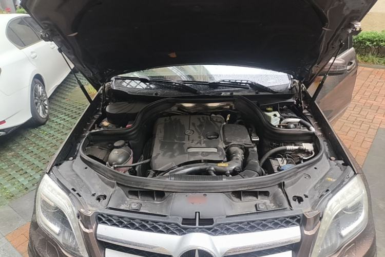 Used Mercedes-Benz GLK-Class 2015 GLK 260 4MATIC Fashion Edition Ultimate Version Engine Bay