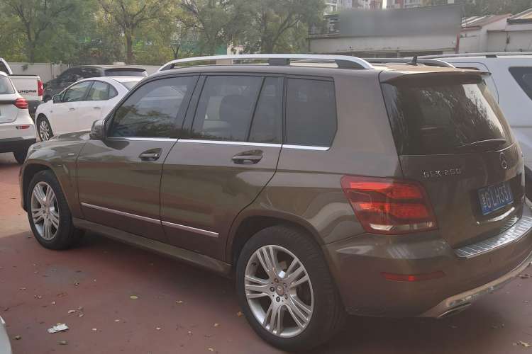 Used Mercedes-Benz GLK-Class 2015 GLK 260 4MATIC Dynamic Edition Ultimate Version Exterior 3