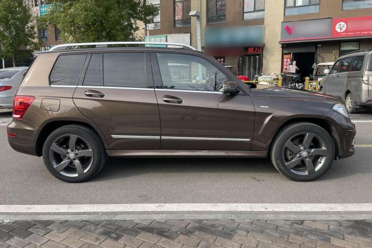Used Mercedes-Benz GLK-Class 2015 GLK 260 4MATIC Fashion Edition Ultimate Version Exterior 3
