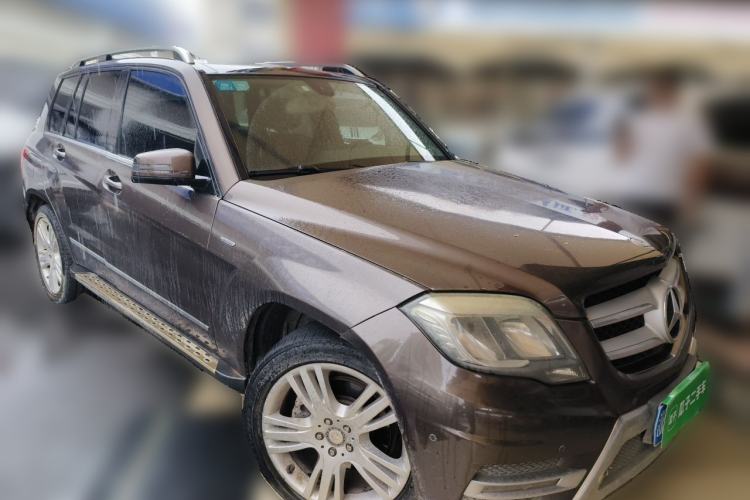 Used Mercedes-Benz GLK-Class 2015 GLK 260 4MATIC Fashion Edition Ultimate Version Front Right 45 Deg