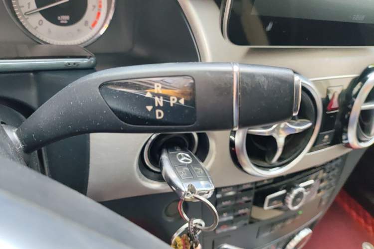 Used Mercedes-Benz GLK-Class 2015 GLK 260 4MATIC Fashion Edition Ultimate Version Gear Lever