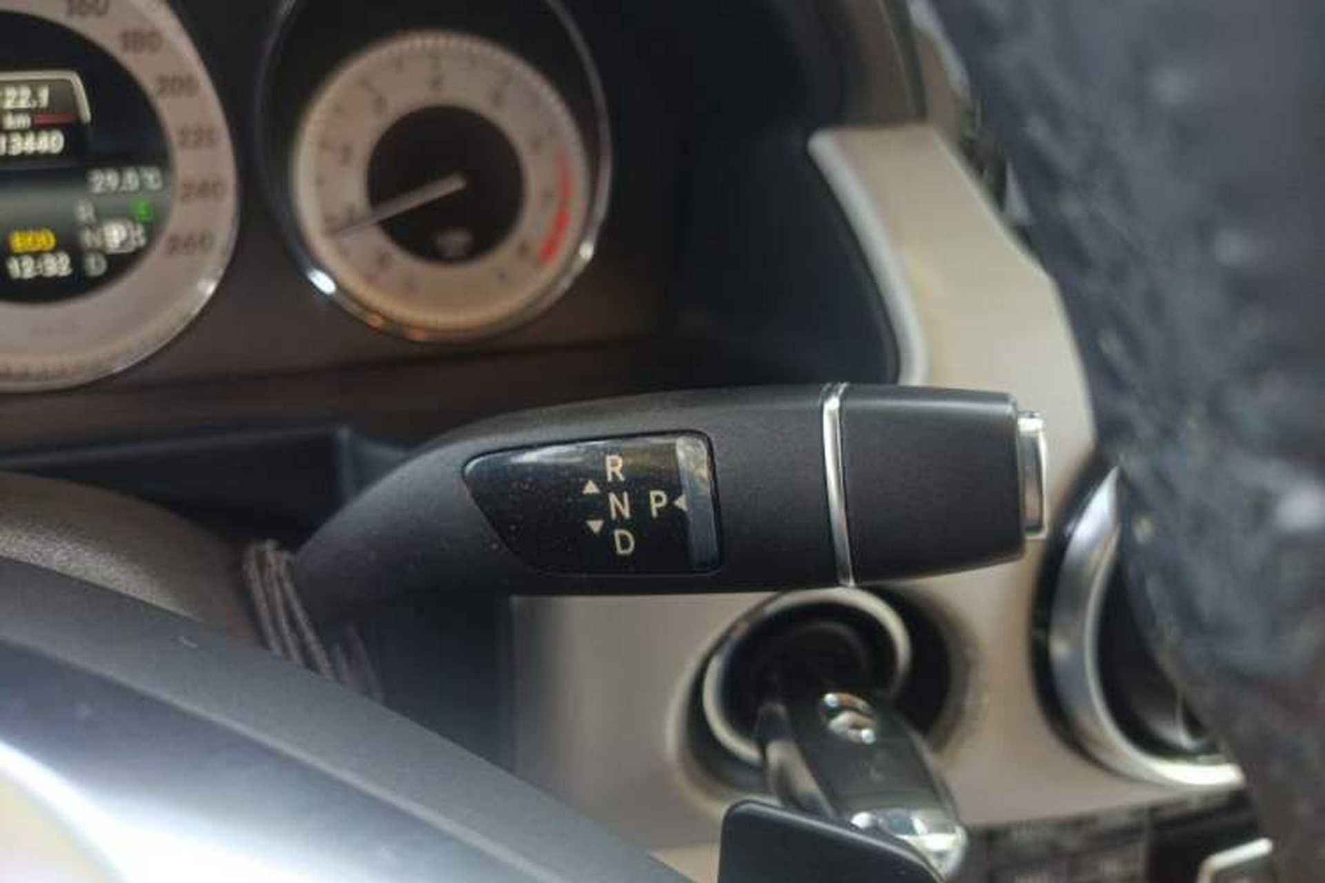 Used Mercedes-Benz GLK-Class 2015 GLK 260 4MATIC Dynamic Edition Ultimate Version Gear Lever