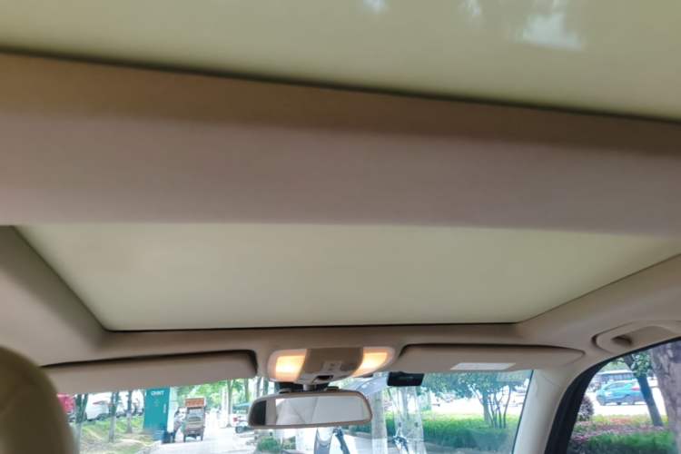 Used Mercedes-Benz GLK-Class 2015 GLK 260 4MATIC Dynamic Edition Ultimate Version Headliner