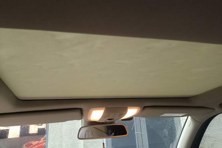 Used Mercedes-Benz GLK-Class 2015 GLK 260 4MATIC Fashion Edition Ultimate Version Headliner
