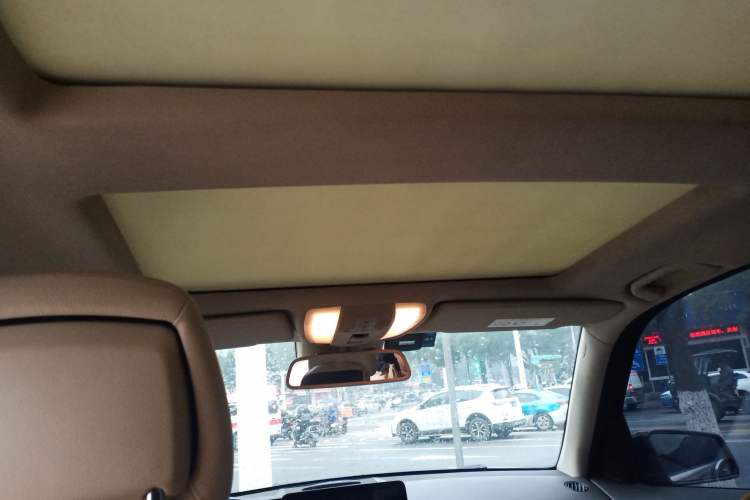 Used Mercedes-Benz GLK-Class 2015 GLK 260 4MATIC Fashion Edition Ultimate Version Headliner