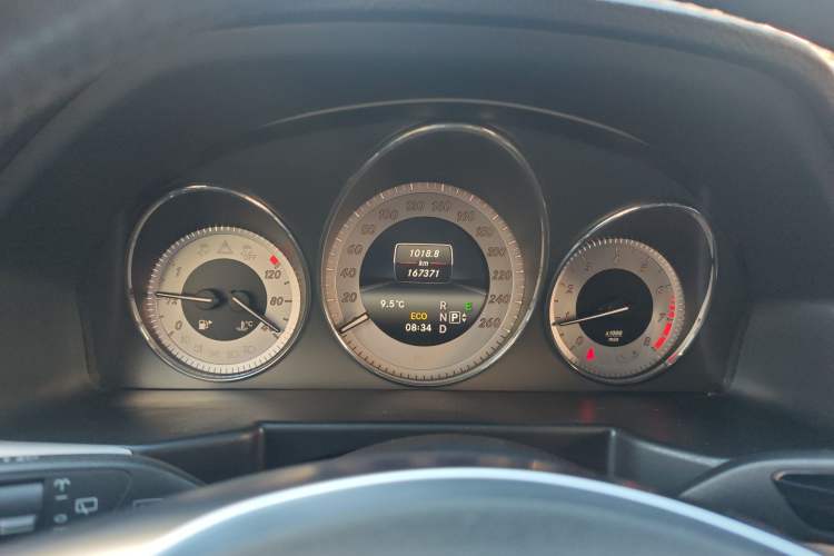 Used Mercedes-Benz GLK-Class 2015 GLK 260 4MATIC Fashion Edition Ultimate Version Instrument Cluster