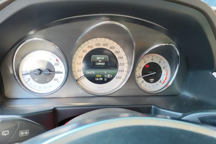 Used Mercedes-Benz GLK-Class 2015 GLK 260 4MATIC Dynamic Edition Ultimate Version Instrument Cluster