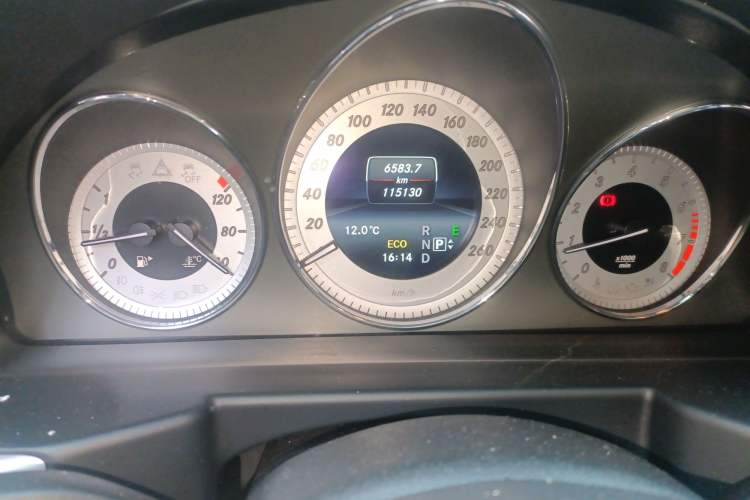 Used Mercedes-Benz GLK-Class 2015 GLK 260 4MATIC Fashion Edition Ultimate Version Instrument Cluster