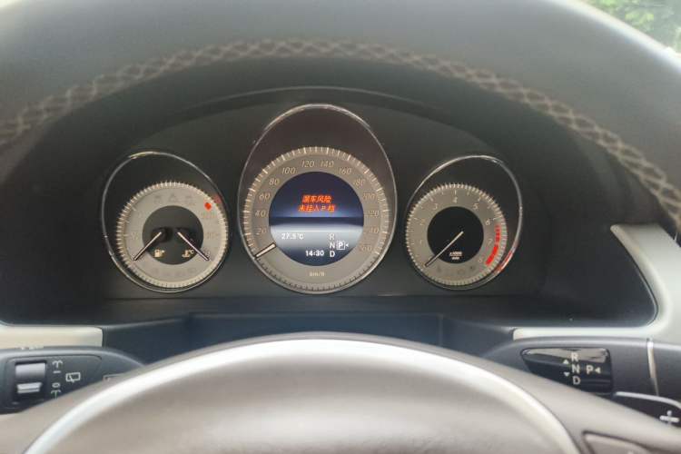 Used Mercedes-Benz GLK-Class 2015 GLK 300 4MATIC Fashion Edition Ultimate Version Instrument Cluster