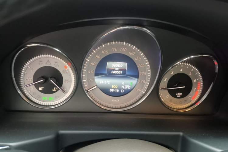 Used Mercedes-Benz GLK-Class 2015 GLK 260 4MATIC Fashion Edition Ultimate Version Instrument Cluster