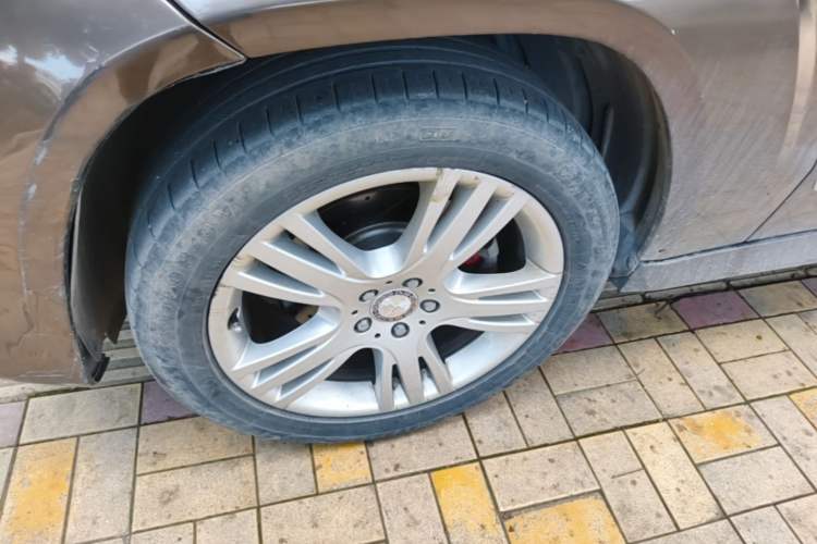 Used Mercedes-Benz GLK-Class 2015 GLK 260 4MATIC Dynamic Edition Ultimate Version Left Front Wheel Hub