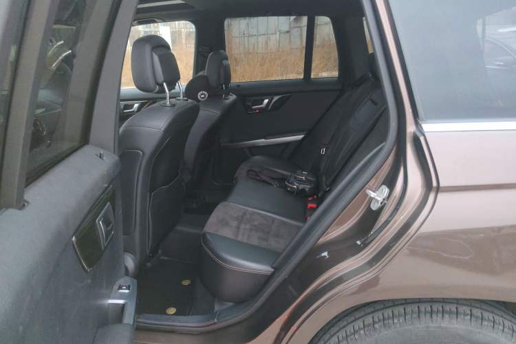 Used Mercedes-Benz GLK-Class 2015 GLK 260 4MATIC Fashion Edition Ultimate Version Left Rear Seat
