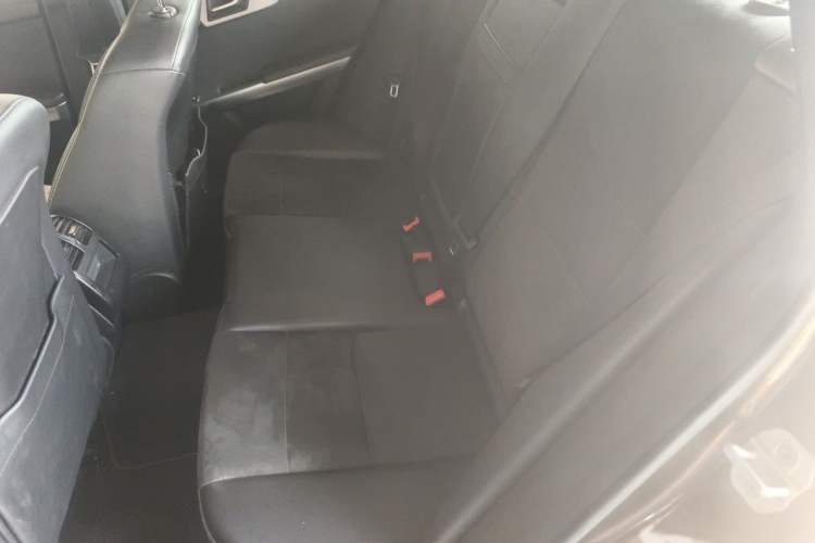 Used Mercedes-Benz GLK-Class 2015 GLK 260 4MATIC Dynamic Edition Ultimate Version Left Rear Seat