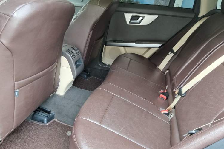 Used Mercedes-Benz GLK-Class 2015 GLK 260 4MATIC Fashion Edition Ultimate Version Left Rear Seat