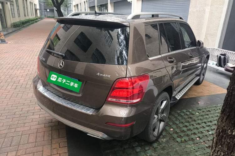 Used Mercedes-Benz GLK-Class 2015 GLK 260 4MATIC Fashion Edition Ultimate Version Rear Right 45 Deg