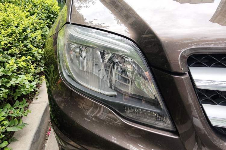 Used Mercedes-Benz GLK-Class 2015 GLK 260 4MATIC Dynamic Edition Ultimate Version Right Front Headlight