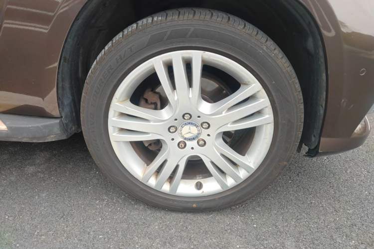 Used Mercedes-Benz GLK-Class 2015 GLK 260 4MATIC Dynamic Edition Ultimate Version Right Front Wheel Hub