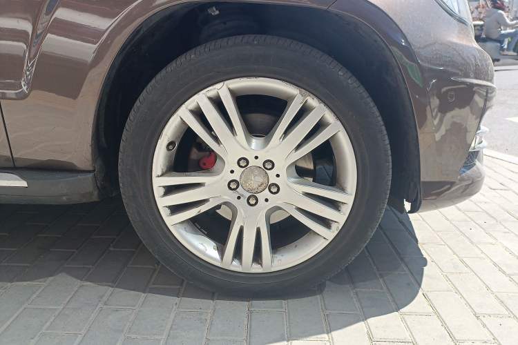 Used Mercedes-Benz GLK-Class 2015 GLK 260 4MATIC Dynamic Edition Ultimate Version Right Front Wheel Hub