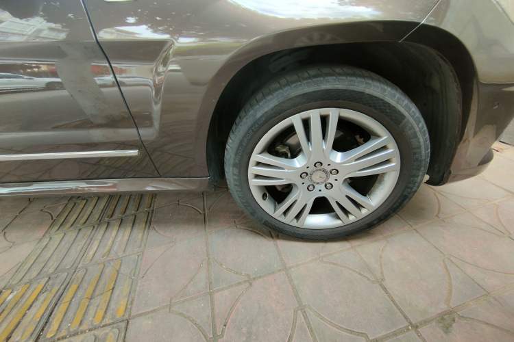 Used Mercedes-Benz GLK-Class 2015 GLK 260 4MATIC Dynamic Edition Ultimate Version Right Front Wheel Hub