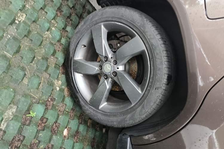 Used Mercedes-Benz GLK-Class 2015 GLK 260 4MATIC Fashion Edition Ultimate Version Right Rear Wheel Hub