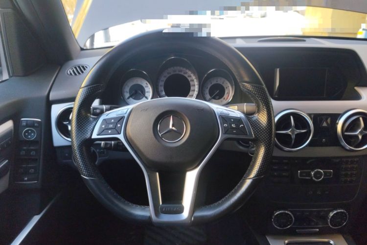 Used Mercedes-Benz GLK-Class 2015 GLK 260 4MATIC Dynamic Edition Ultimate Version Steering Wheel