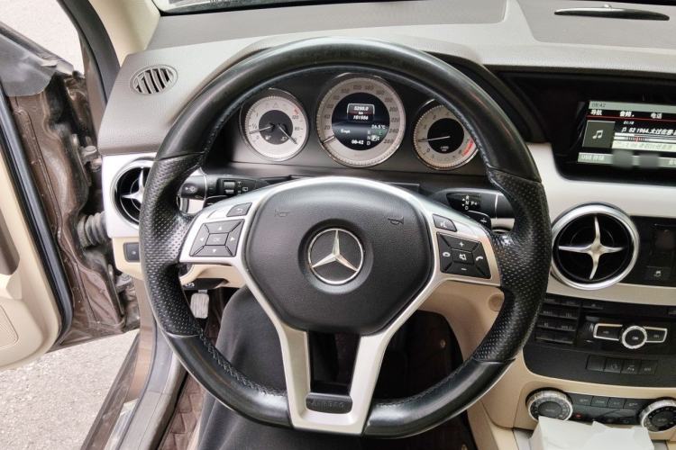 Used Mercedes-Benz GLK-Class 2015 GLK 260 4MATIC Dynamic Edition Ultimate Version Steering Wheel