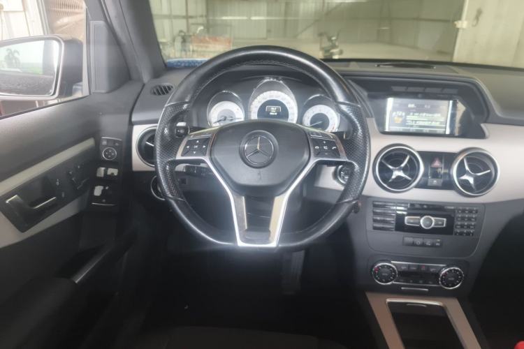 Used Mercedes-Benz GLK-Class 2015 GLK 260 4MATIC Dynamic Edition Ultimate Version Steering Wheel