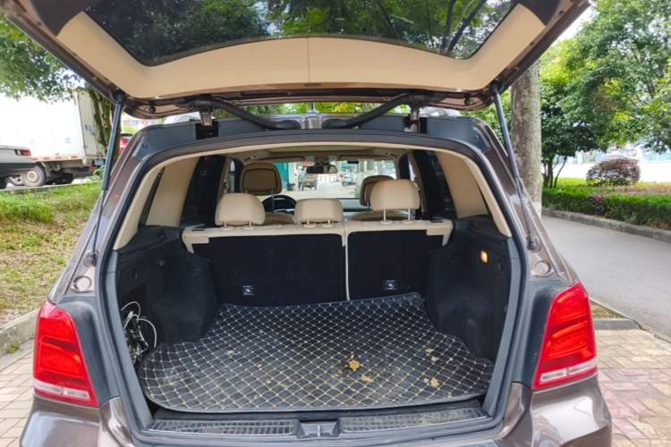Used Mercedes-Benz GLK-Class 2015 GLK 260 4MATIC Dynamic Edition Ultimate Version Trunk