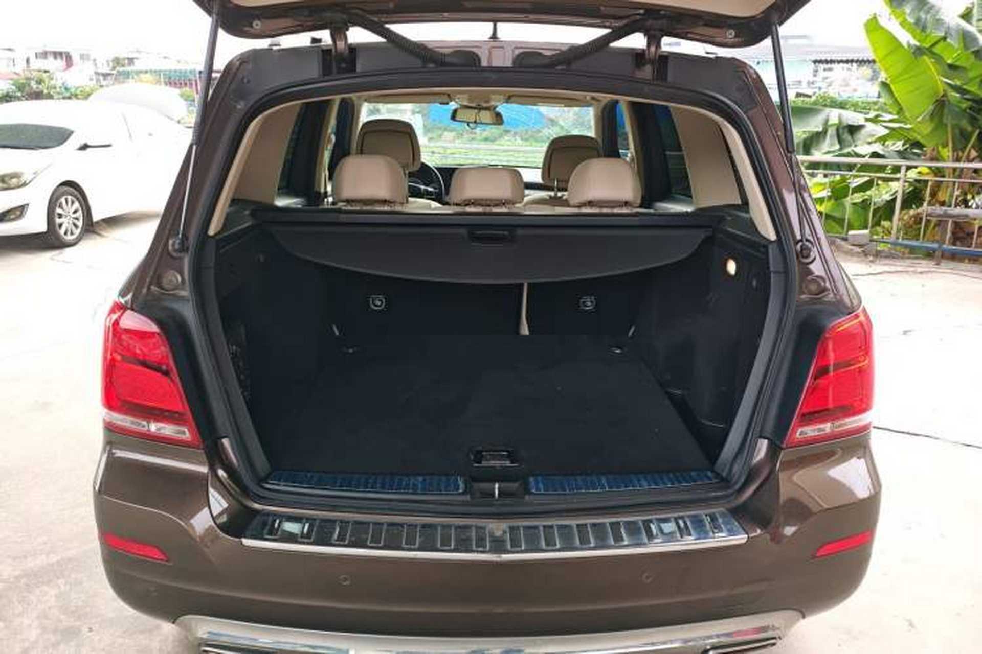 Used Mercedes-Benz GLK-Class 2015 GLK 260 4MATIC Fashion Edition Ultimate Version Trunk