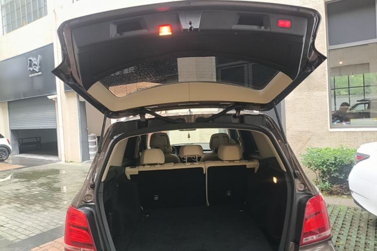 Used Mercedes-Benz GLK-Class 2015 GLK 260 4MATIC Fashion Edition Ultimate Version Trunk