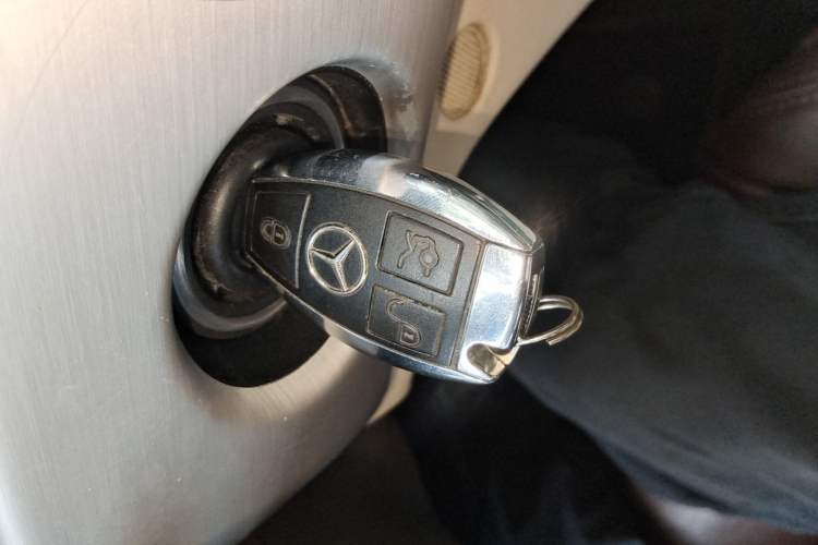 Used Mercedes-Benz GLK-Class 2015 GLK 260 4MATIC Fashion Edition Ultimate Version Vehicle Key