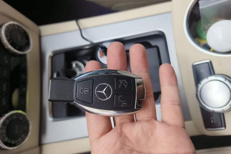 Used Mercedes-Benz GLK-Class 2015 GLK 300 4MATIC Fashion Edition Ultimate Version Vehicle Key