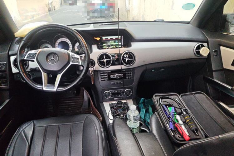 Used Mercedes-Benz GLK-Class 2015 GLK 260 4MATIC Dynamic Edition Ultimate Version Center Console