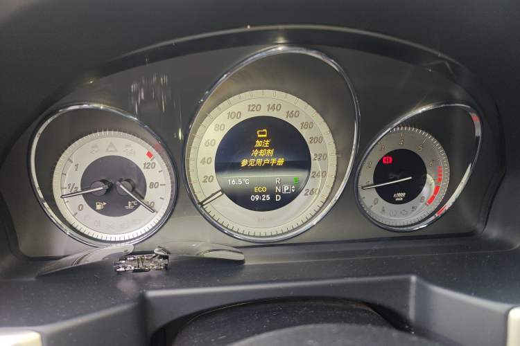 Used Mercedes-Benz GLK-Class 2015 GLK 260 4MATIC Fashion Edition Ultimate Version Instrument Cluster